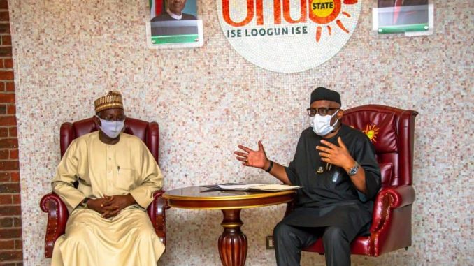Akeredolu Accepts The APC Registration Monitoring Team In Akure Akeredolu Accepts The APC Registration Monitoring Team In Akure