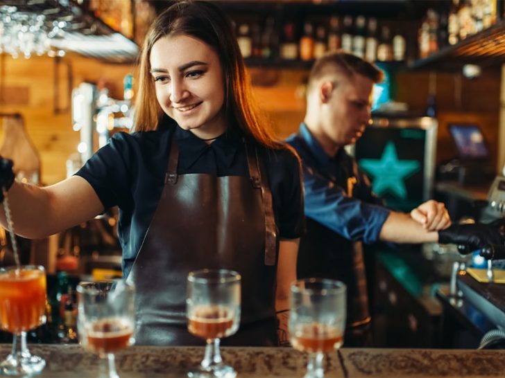Bartender Jobs Now Available in Canada