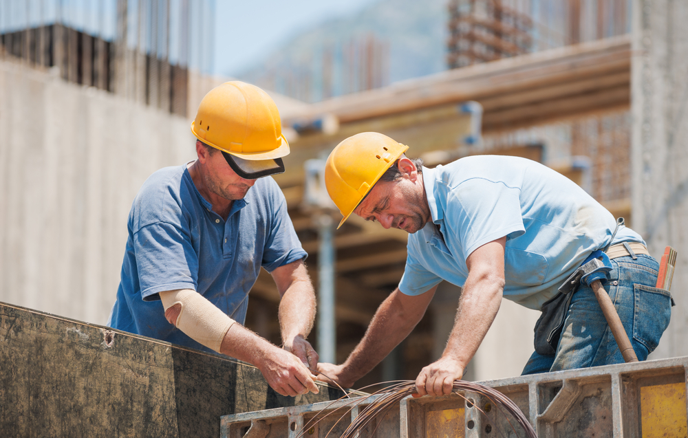 The Pros and Cons of Working in Engineering in Canada