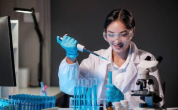 How to become a medical laboratory assistant