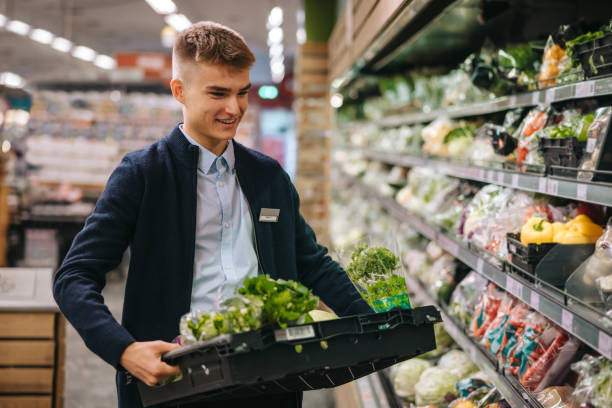 15 Lucrative Side Hustles for Students to Boost Their Income While Studying